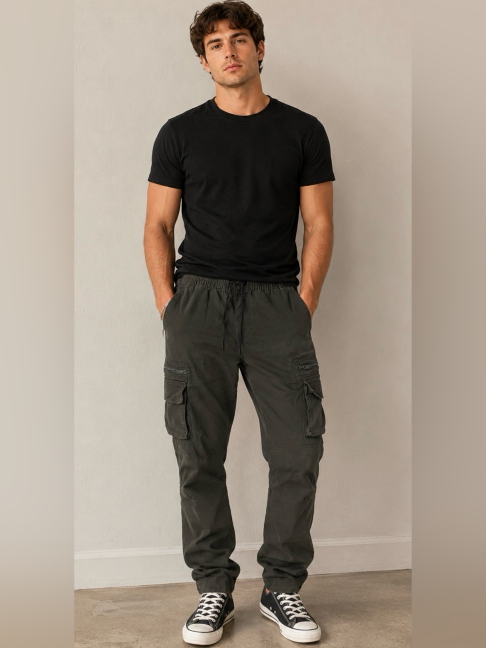 Aeropostale Men's Cargo Joggers in Olive Green